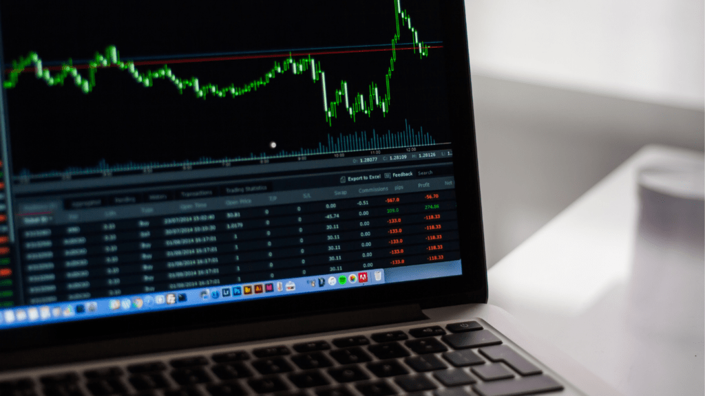 Evaluating Cryptocurrencies for NFT Use
